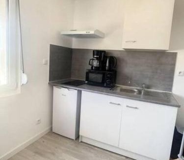 Saint-Quentin Apartment | Atypique T1 Duplex - WIFI .Parking .Proche .Gare
