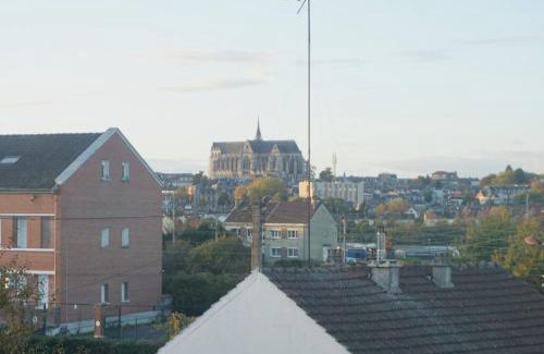 Saint-Quentin Apartment | Atypique T1 Duplex - WIFI .Parking .Proche .Gare