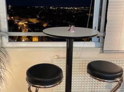 Bourg-l'Eveque Apartment | Au bel horizon