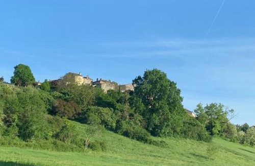 Gensac Apartment | Au Cœur de GENSAC, village de charme dominant la Dordogne