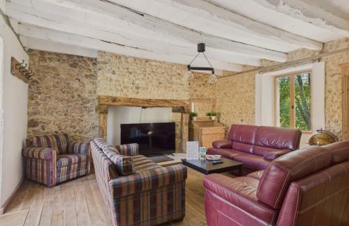 Rouffignac-Saint-Cernin-de-Reilhac House | Au coeur de la Dordogne, maison pour 6, piscine