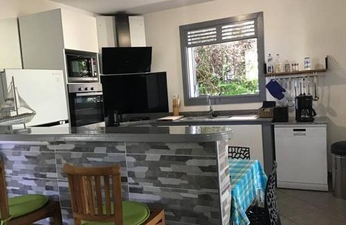 Goyave Apartment | Au coin du phare