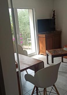 Le Rouret House | Au coin du potager