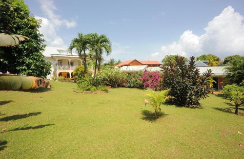 Sainte-Rose House | Au Domaine Des Bougainvilliers