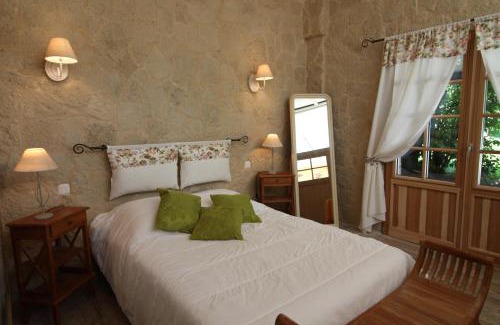 Hadol House | Au Domaine Paisible - Appartement de charme avec piscine au cœur des Vosges