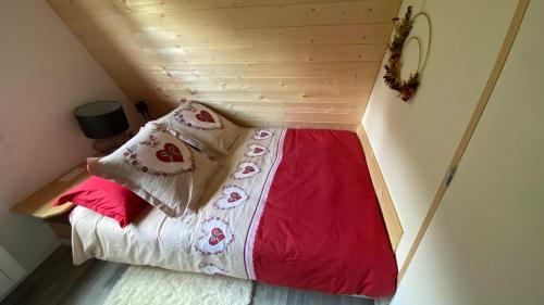 Metabief Ski Chalet | Au-Doux-Altic chalet romantique avec JACUZZI ET SAUNA