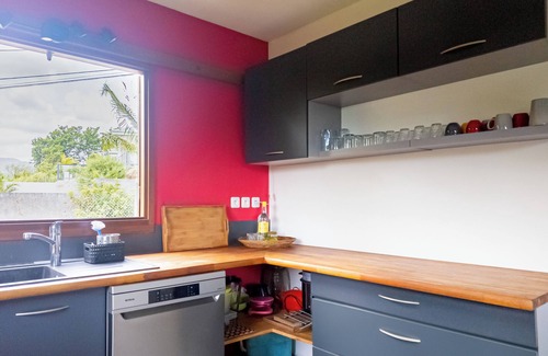 Sainte-Rose House | Au Jardin Déole - Villa Bois Avec Piscine