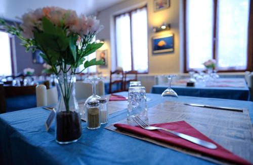 Coucouron Hotel | Auberge Des 3 Lacs