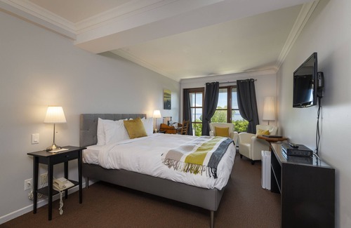 Cap-a-l'Aigle Hotel | Auberge des Nuages