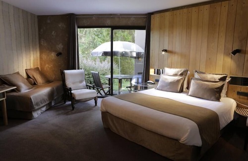 Mur-de-Barrez Hotel | Auberge du Barrez