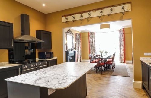 Rockcliffe House | AUCHENVHIN - ROCKCLIFFE, pet friendly, with a garden in Dalbeattie