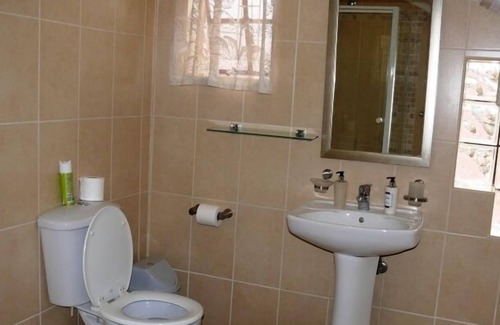Edenvale House | Augusta Villa St Pio Guest House