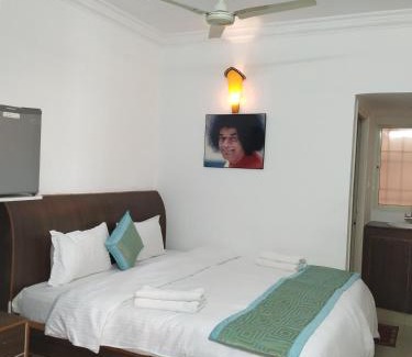 Puttaparthi Hotel | Aum Hotel