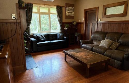 Kaitaia House | Auntys
