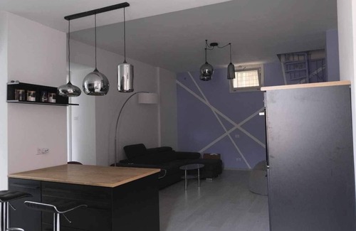 Procida House | AURELIA HOLIDAY HOME, 13min port, 10min beach, 2min Borgo Corricella