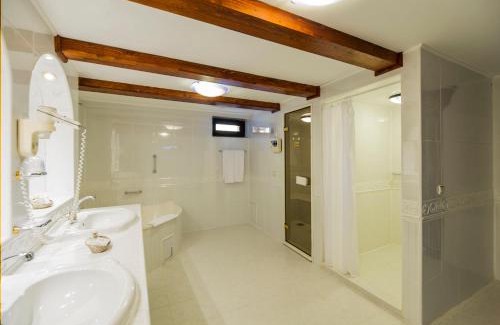 Poiana Brasov Hotel | Aurelius Imparatul Romanilor Hotel & SPA