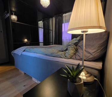 Tromsdalen Apartment | Aurora View Apartment - FREE Parking & Near Attractions - Winter Stay Offer Now!