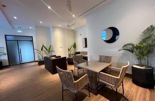 Lahore Apartment | Aurum Luxury Apartments Gulberg Lahore - LMY