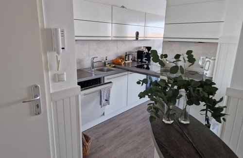 Wendtorf Apartment | Austernfischer - best location, fantastic sea view, steam shower and much more!