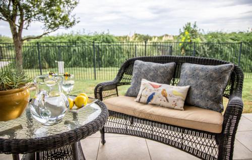 Sunset Valley House | Austin Charm Home by The Key Rentals