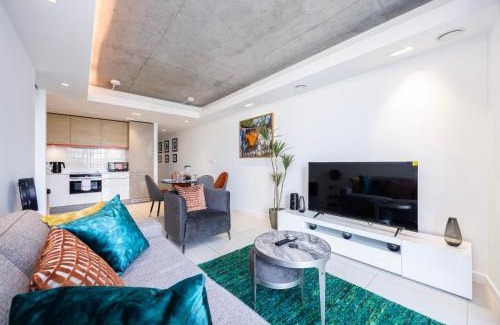 Docklands Apartment | Austin David Apartments ExCeL