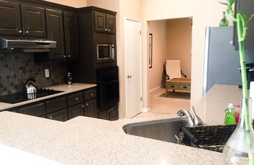 Wells Branch House | Austin Greenbelt Getaway!