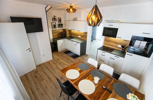 Leoben Apartment | AusZeit Steiraland 2 mit privaten Terrasse und Garten und Parkplatz