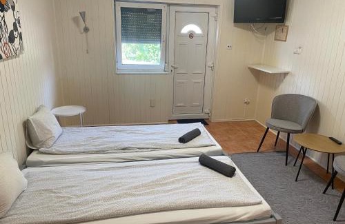 Mako Hotel | Autóscsárda és Panzió