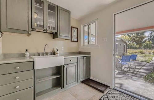 Ridglea Hills House | Authentic Boulder 3 BDR Mid-Century