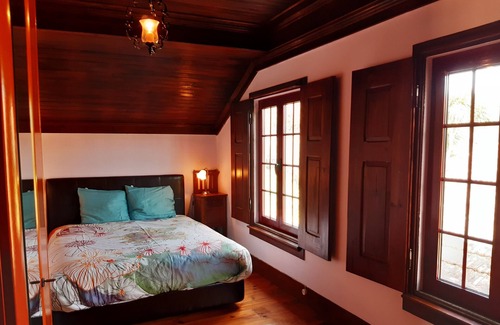 Tabua House | Authentic holiday home with special details in a private garden