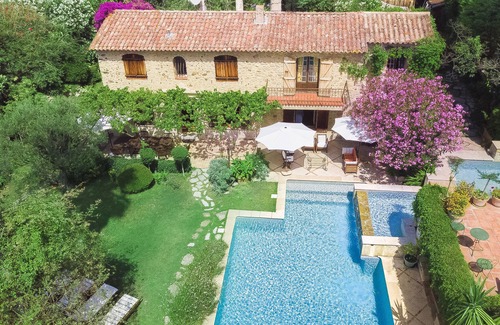 Cap-d'Antibes House | Authentic Provençal mas in Cap d'Antibes offers modern comforts, charm and calm.