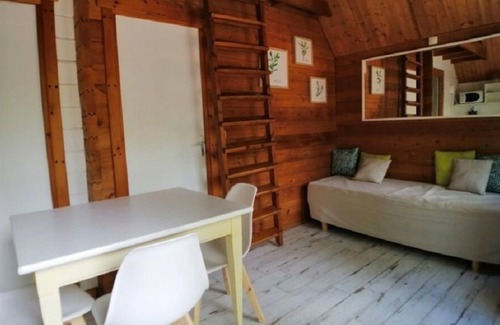 Saint-Cirq-Lapopie Ski Chalet | AUTHENTIC WOODEN CHALET IN DUPLEX