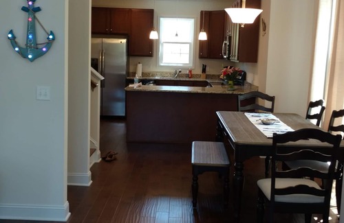 Carolina Beach House | Autumn rates and short stays available. Inquire about off season long term stays
