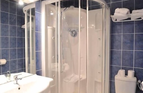 Maisons-les-Chaource Hotel | Aux Maisons (Relais du Silence)