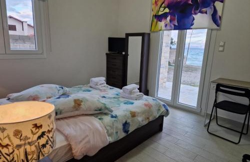 Xylokastro-Evrostina Apartment | Auxo, Holiday apartments & suites on the sea