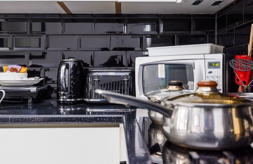 Newington Apartment | AV Stays London Bridge 2 Bed Apartment