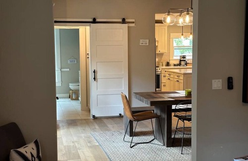 Hood River House | Ava's Castle-Central Hood River