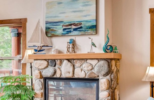 Christina Lake Ski Chalet | Available April 1/23. Monthly rentals only @ $5000 per month.