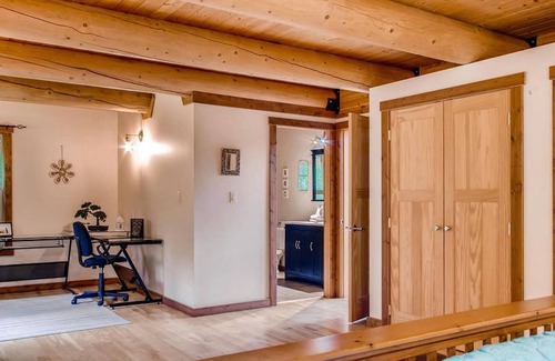 Christina Lake Ski Chalet | Available April 1/23. Monthly rentals only @ $5000 per month.