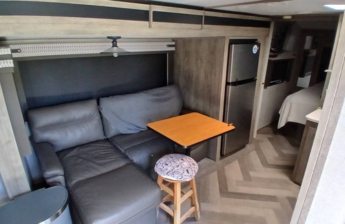 Rocky Point House | Available for 2 guests and 1 pet Max, DELUX RV