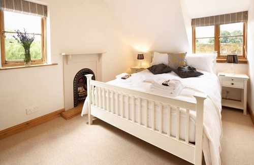 Westhide Cottage | Available for less than £400, Pool Head Cottage is a cosy getaway located in Herefordshire. Close to