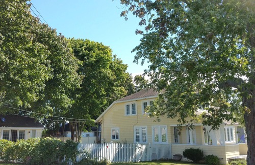 Madison Cottage | Available July 1, 2025 2 week or monthly.