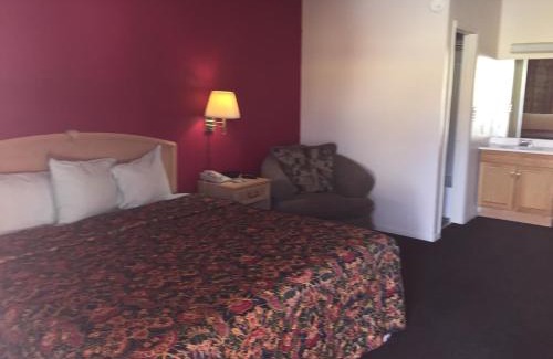 Early Hotel | Avalon Motel