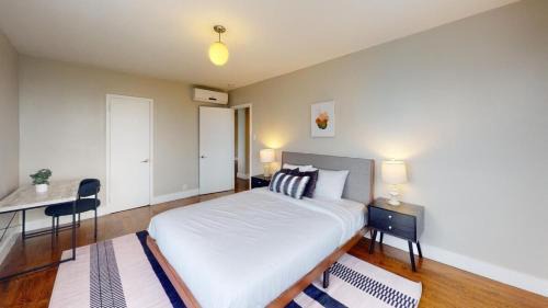 East Falls Apartment | Avenue A909 Comfy 2br, Pool, Gym, Parking