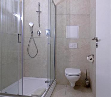 Ruzinov Hotel | Aviator Garni Hotel Bratislava