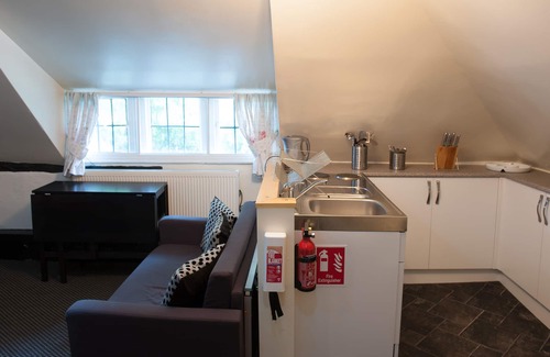 New Forest District Apartment | Avon Accommodation