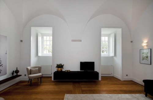 Bairro Alto Apartment | Award-Winning 16Th Cent Historic Apartment @City Downtown