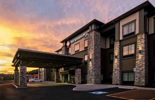 Hammondsport Hotel | Award-Winning Property located in the Heart of the Finger Lakes!