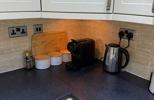 Pembridge Apartment | Awesome 3 bedroom very central flat