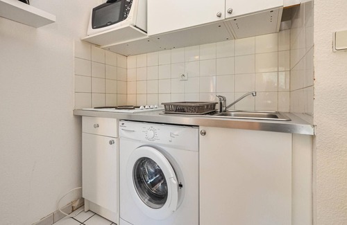 Sainte-Maxime Apartment | Awesome apartment in Sainte-Maxime